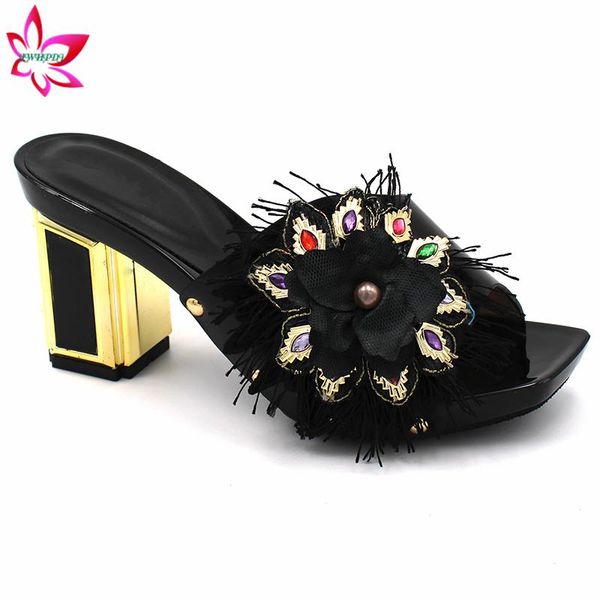 dress shoes 2021 arrivals afrian women nigerian ladies slingback slipper with platform in black color for wedding
dress shoes 2021 arrivals afrian women nigerian ladies slingback slipper with platform in black color for wedding