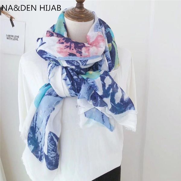 scarves 2021 design scarf print flowers 1 color hijab part scarfs women and shawls shimmer fashion islamic 10pcs, Blue;gray
scarves 2021 design scarf print flowers 1 color hijab part scarfs women and shawls shimmer fashion islamic 10pcs, Blue;gray