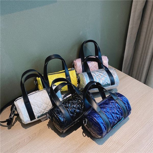 2021 fashion trend women barrel small crossbody bag soft leather shoulder handbag classic rhombic grid zipper pinkycolor purse
2021 fashion trend women barrel small crossbody bag soft leather shoulder handbag classic rhombic grid zipper pinkycolor purse