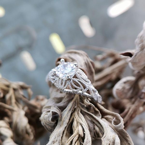 wedding rings dainty round white zircon women eternity engagement silver ring vintage unique crystal cluster anniversary jewelry, Slivery;golden
wedding rings dainty round white zircon women eternity engagement silver ring vintage unique crystal cluster anniversary jewelry, Slivery;golden