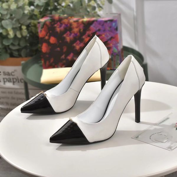 luxury designer dress shoes mid-high heels classic letters leather chain shoes girls party wedding festival loui vuttones a19, Black
luxury designer dress shoes mid-high heels classic letters leather chain shoes girls party wedding festival loui vuttones a19, Black