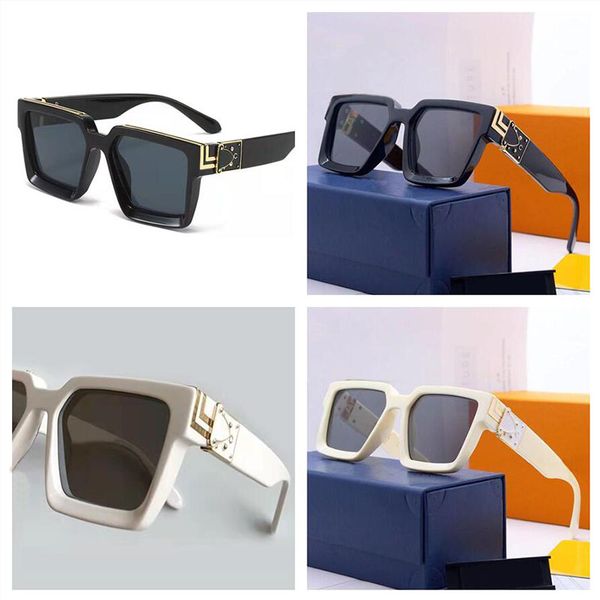2021 fashion men's sunglasses fox head inlaid with diamond women's face show thin anti ultraviolet polarizer driving fishing glass, White;black
2021 fashion men's sunglasses fox head inlaid with diamond women's face show thin anti ultraviolet polarizer driving fishing glass, White;black