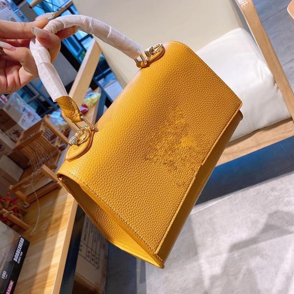 20ss classic female bag original designer 100% genuine leather handbag flip letter button chain crossbody bags removable shoulder strap jewe
20ss classic female bag original designer 100% genuine leather handbag flip letter button chain crossbody bags removable shoulder strap jewe