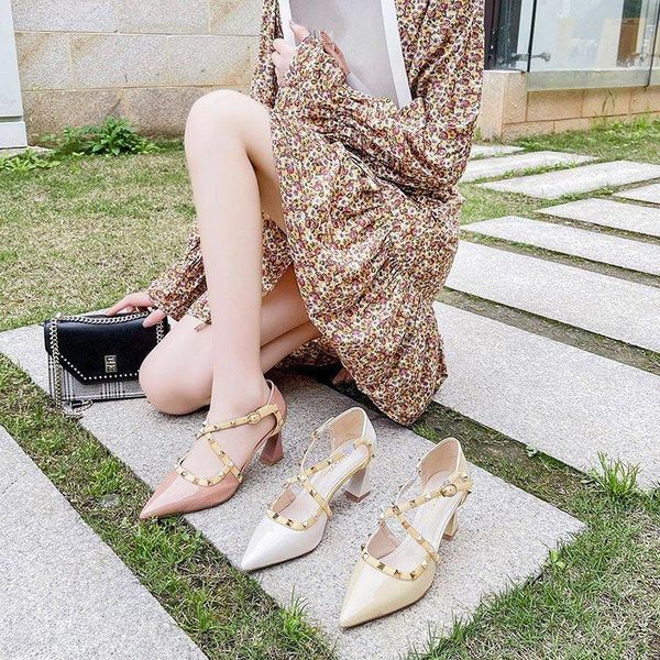 sandals 2021 baotou elegant female korean fashion rivet pointed high heels shallow mouth hollow women's shoes, Black
sandals 2021 baotou elegant female korean fashion rivet pointed high heels shallow mouth hollow women's shoes, Black