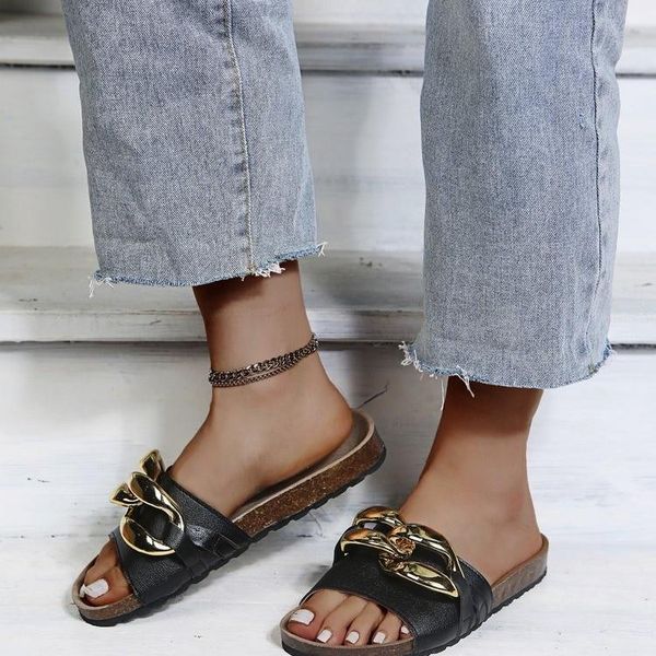 slippers 2021 summer outdoor ladies european and american style wild simple vamp metal decoration round toe large size shoes, Black
slippers 2021 summer outdoor ladies european and american style wild simple vamp metal decoration round toe large size shoes, Black