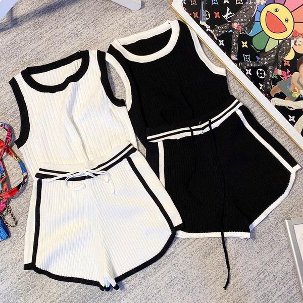 women's tracksuits 2021 summer woman's sets knitting super short + shorts 2 colors suits wool hign-end pieces, Gray
women's tracksuits 2021 summer woman's sets knitting super short + shorts 2 colors suits wool hign-end pieces, Gray