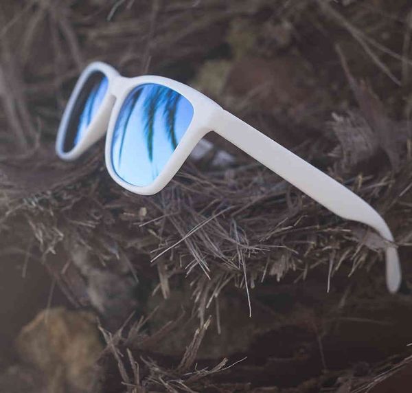 summer sunglasses dokly white frame blue lens mirror oculos sun glasses gafas de sol fashion men and women sunglasses, White;black
summer sunglasses dokly white frame blue lens mirror oculos sun glasses gafas de sol fashion men and women sunglasses, White;black