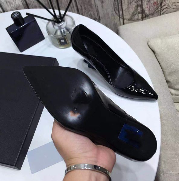 nude high cold stiletto patent leather solid color heel sandals heels women occupation leisure pointed simplicity fashion classic all-match, Black
nude high cold stiletto patent leather solid color heel sandals heels women occupation leisure pointed simplicity fashion classic all-match, Black