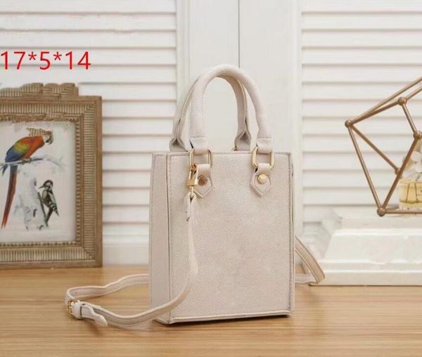 evening bags excellent quality style fashion women luxury lady pu leather handbags brand bags purse shoulder m tote bag female
evening bags excellent quality style fashion women luxury lady pu leather handbags brand bags purse shoulder m tote bag female