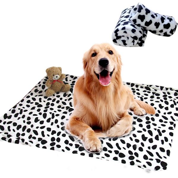 soft coral fleece pet blanket dog bed cat mat winter thicken warm sleeping cover towel cushion for small medium large kennels & pens
soft coral fleece pet blanket dog bed cat mat winter thicken warm sleeping cover towel cushion for small medium large kennels & pens