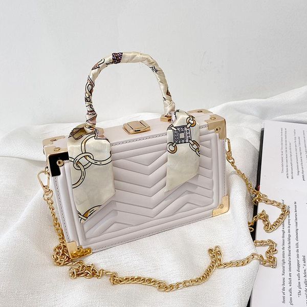 shoulder bags niche design premium bag style 2021 chain crossbody female handbag box square width: 18.5cm
shoulder bags niche design premium bag style 2021 chain crossbody female handbag box square width: 18.5cm