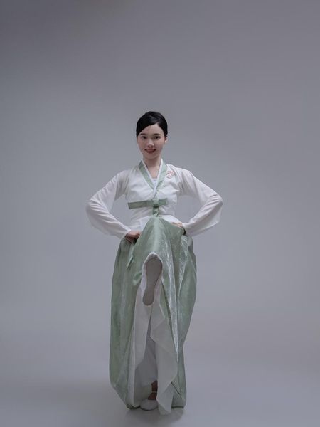 ethnic clothing dance attachment clothes tailored minority costumes female performance korean suit high-end, Red
ethnic clothing dance attachment clothes tailored minority costumes female performance korean suit high-end, Red