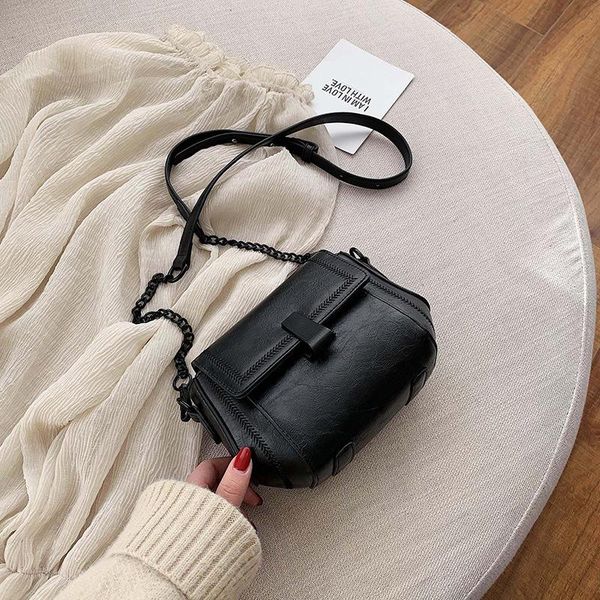evening bags female bag fashion designer ladies small shoulder pu leather messenger simple flip 2021 arrivals
evening bags female bag fashion designer ladies small shoulder pu leather messenger simple flip 2021 arrivals