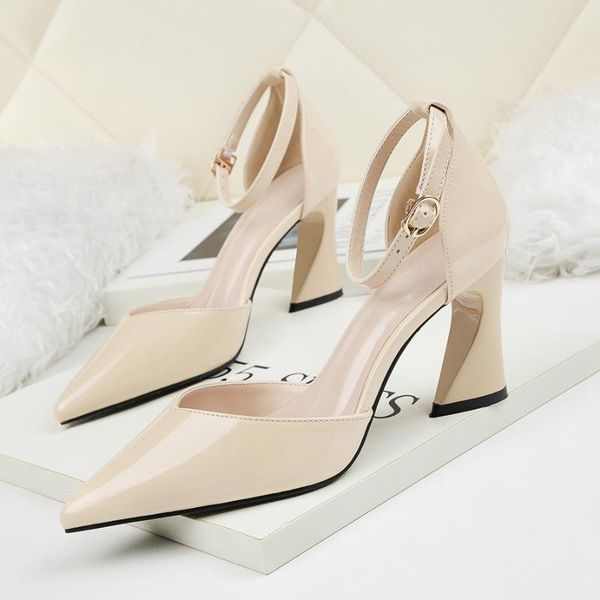 dress shoes office lady pumps black 2021 brand women's buckle women heels pointed toe high wedding woman
dress shoes office lady pumps black 2021 brand women's buckle women heels pointed toe high wedding woman