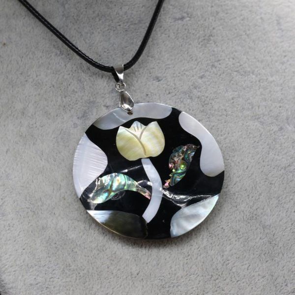 pendant necklaces selling 2021 product natural shell necklace fashion jewelry size 47x47mm chain length 55+5cm, Silver
pendant necklaces selling 2021 product natural shell necklace fashion jewelry size 47x47mm chain length 55+5cm, Silver