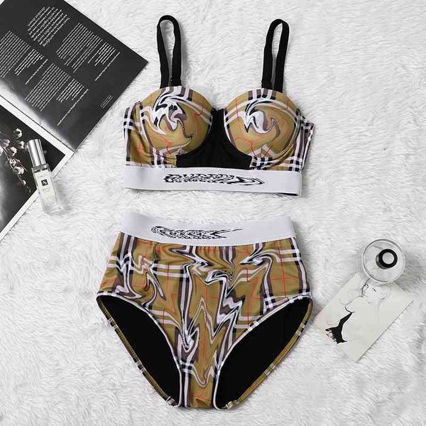 b family plaid steel plate with letter split high waist bikini 2021 women's swimsuit, White;black
b family plaid steel plate with letter split high waist bikini 2021 women's swimsuit, White;black