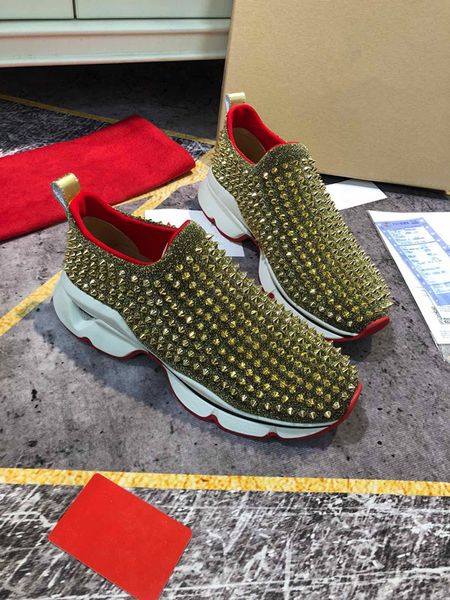 2021 fashion triple s low old dad sneakers casual shoes for men women increasing size white 35-46, Black;red
2021 fashion triple s low old dad sneakers casual shoes for men women increasing size white 35-46, Black;red
