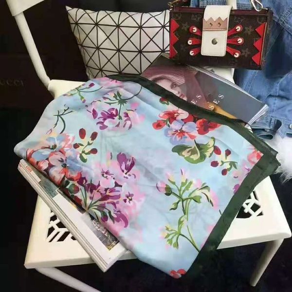 2022 4 color brands wholesale-the famous style design 100% silk scarves of woman solid colors soft shawl elegant women's flowers scarf, Blue;gray
2022 4 color brands wholesale-the famous style design 100% silk scarves of woman solid colors soft shawl elegant women's flowers scarf, Blue;gray