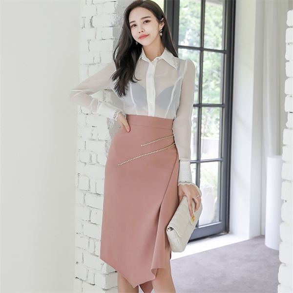 autumn 2 piece suit long sleeve white hollow out and pink irregular midi skirt party set for women clothing 210602
autumn 2 piece suit long sleeve white hollow out and pink irregular midi skirt party set for women clothing 210602