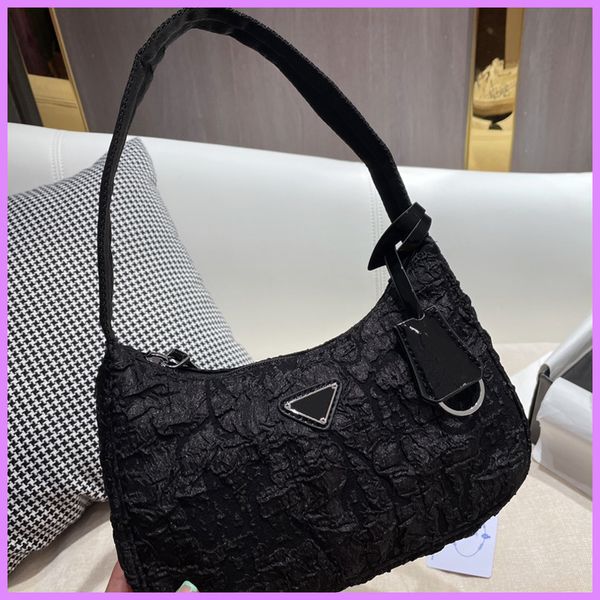 street lady shoulder bags designer women tote small bag handbags party totes street fashion axillary bag mens wallet with box d218103f
street lady shoulder bags designer women tote small bag handbags party totes street fashion axillary bag mens wallet with box d218103f