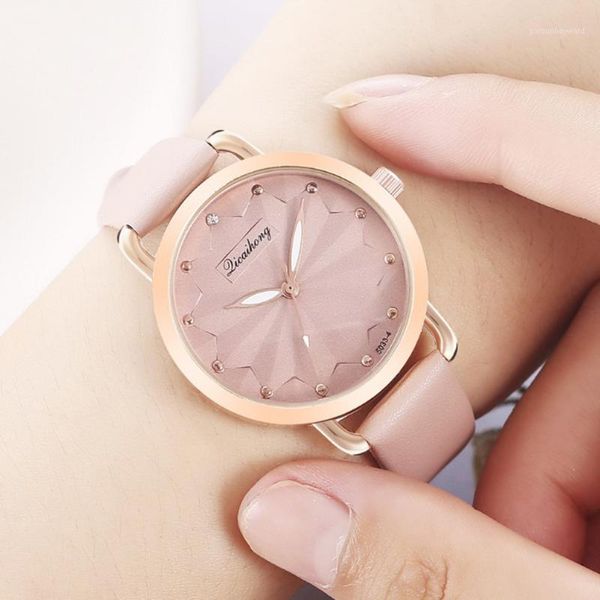 wristwatches ladies designer watches luxury watch women creative leaf fashion belt female student quartz stainless steel #10, Slivery;brown
wristwatches ladies designer watches luxury watch women creative leaf fashion belt female student quartz stainless steel #10, Slivery;brown
