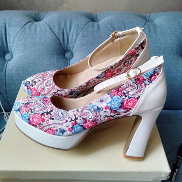 dress shoes 43 big size 2021 arrive women pumps mixed colors printing high heels party k8-77, Black
dress shoes 43 big size 2021 arrive women pumps mixed colors printing high heels party k8-77, Black