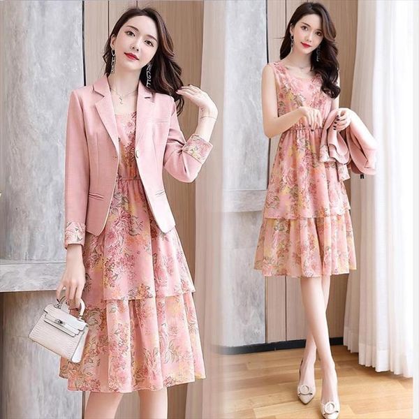 spring autumn plus size womens dresses two piece sets suits casual loose elegant long sleeve printing suit coat wf307, White
spring autumn plus size womens dresses two piece sets suits casual loose elegant long sleeve printing suit coat wf307, White