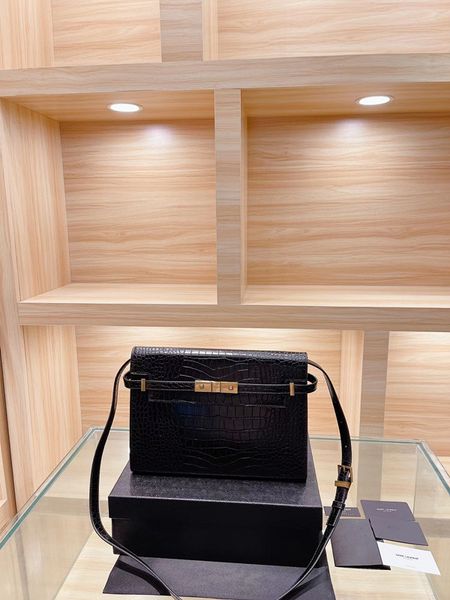 new women's designer handbag luxury messenger bag original leather shoulder bag party shopping bag small
new women's designer handbag luxury messenger bag original leather shoulder bag party shopping bag small
