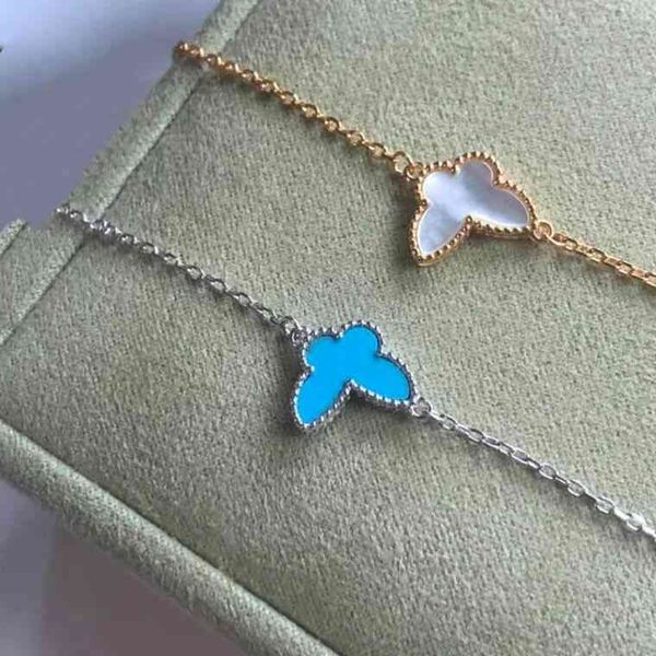 the new necklace 925 sterling silver fanjia white blue fritillaria butterfly bracelet female pendant
the new necklace 925 sterling silver fanjia white blue fritillaria butterfly bracelet female pendant