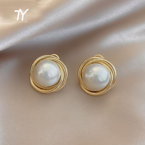 stud french romantic elegant whirlpool gold pearl earrings for woman fashion jewelry party girl's unusual gothic luxury, Golden;silver
stud french romantic elegant whirlpool gold pearl earrings for woman fashion jewelry party girl's unusual gothic luxury, Golden;silver