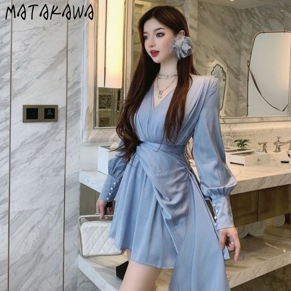matakawa spring v-neck temperament woman dress long-sleeved femme robe mid-length irregular slim waist vestido 210513, Black;gray
matakawa spring v-neck temperament woman dress long-sleeved femme robe mid-length irregular slim waist vestido 210513, Black;gray