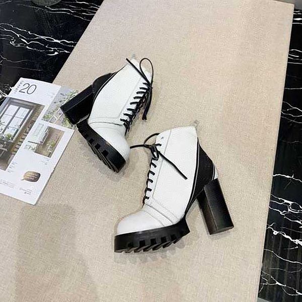 boots women autumn winter bottom short multicolor gradient color boot violet black red shoelaces comfortable wear real leather medal coarse
boots women autumn winter bottom short multicolor gradient color boot violet black red shoelaces comfortable wear real leather medal coarse