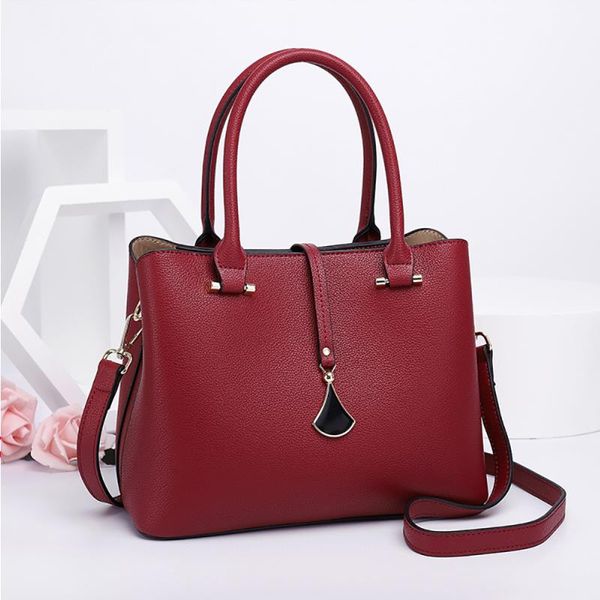 genuine new bag one leather ladies handbags 2021 fashion korean messenger simple shoulder mother middle-aged exbdv
genuine new bag one leather ladies handbags 2021 fashion korean messenger simple shoulder mother middle-aged exbdv