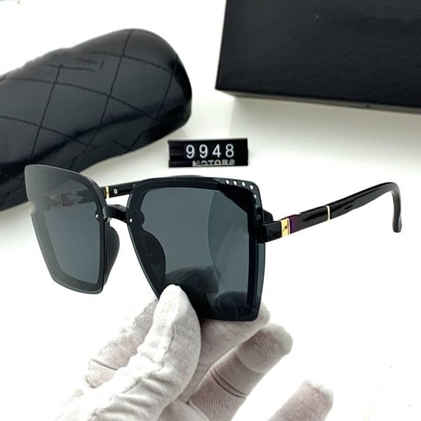 luxury designer sunglasses anti ultraviolet sunglass fashion leisure time tour full frame shades black lens for women and men with box polar, White;black
luxury designer sunglasses anti ultraviolet sunglass fashion leisure time tour full frame shades black lens for women and men with box polar, White;black