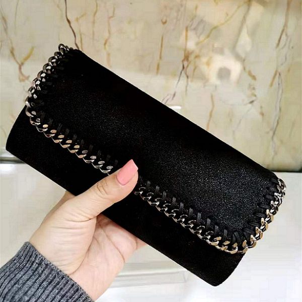 2021 new wallet stylish way to carry around money cards and coins soft material leather purse card holder business women long wallet, Red;black
2021 new wallet stylish way to carry around money cards and coins soft material leather purse card holder business women long wallet, Red;black