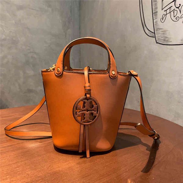 tb new miller bucket handbag napa leather one shoulder messenger women's bag
tb new miller bucket handbag napa leather one shoulder messenger women's bag