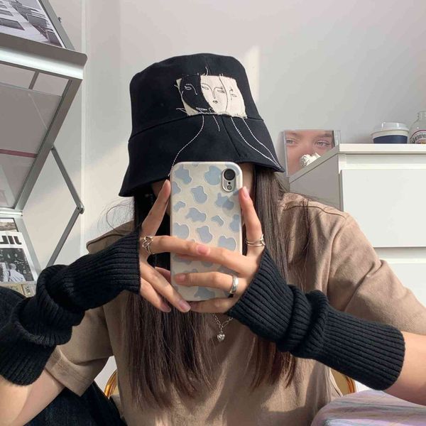 2021 spring and summer double sided good version small personality pattern bucket hat female sunshade fisherman hat male, Blue;gray
2021 spring and summer double sided good version small personality pattern bucket hat female sunshade fisherman hat male, Blue;gray