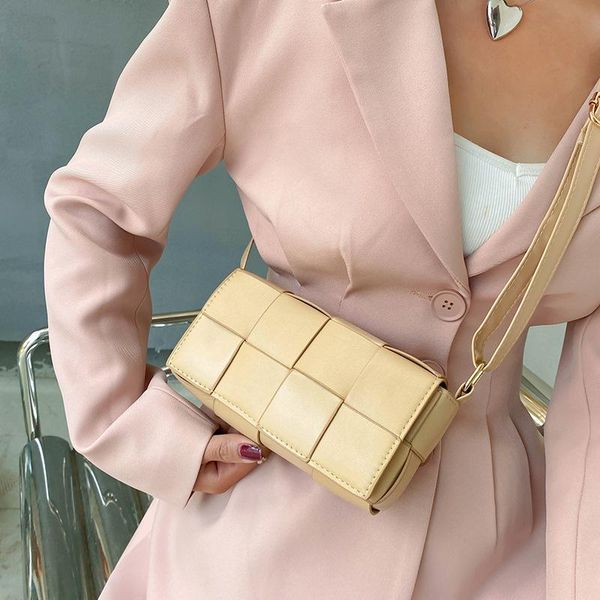 evening bags leather weave crossbody bag for lady pu women's designer handbag square shoulder messenger female 2021
evening bags leather weave crossbody bag for lady pu women's designer handbag square shoulder messenger female 2021