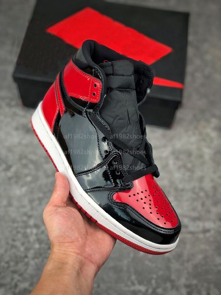 bred patent 1s 1 designer basketball shoes sneakers jumpman high black varsity red sneaker outdoor sports trainers
bred patent 1s 1 designer basketball shoes sneakers jumpman high black varsity red sneaker outdoor sports trainers