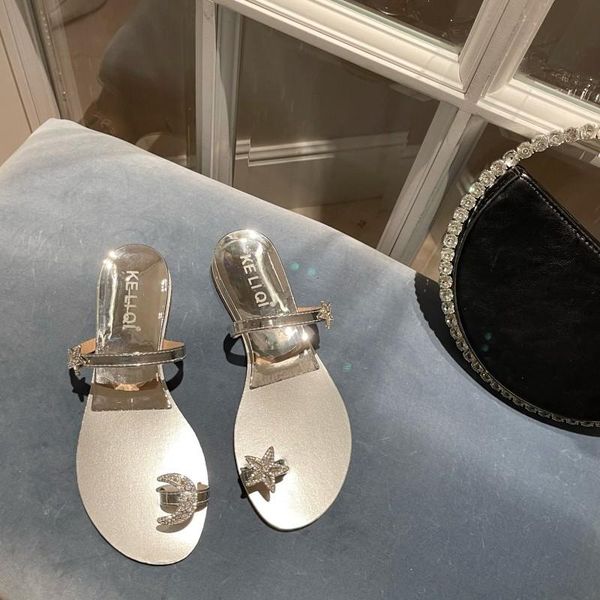 slippers low loafers women summer female shoes glitter slides fashion rubber flip flops soft 2021 jelly luxury beach hawaiian ro, Black
slippers low loafers women summer female shoes glitter slides fashion rubber flip flops soft 2021 jelly luxury beach hawaiian ro, Black