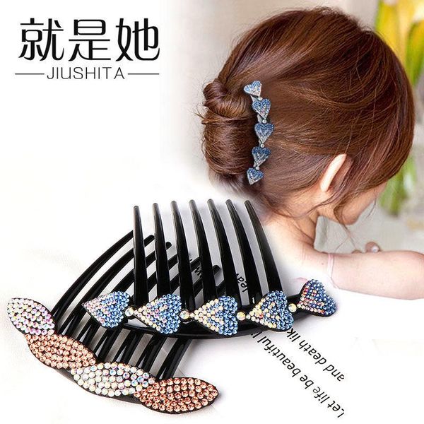 seven-tooth comb, rhinestone plate, large ponytail hairpin, elegant head jewelry party favor
seven-tooth comb, rhinestone plate, large ponytail hairpin, elegant head jewelry party favor