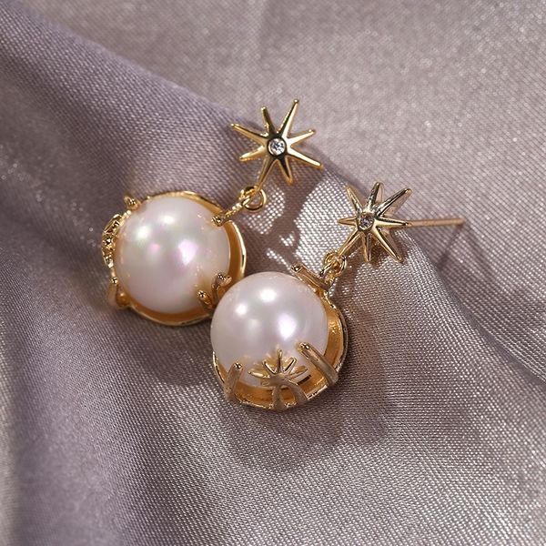 uof korean temperament net red advanced sense stud atmosphere fashion celebrity delicate pearl earringsearrings and earringsstar pearl fema, Golden;silver
uof korean temperament net red advanced sense stud atmosphere fashion celebrity delicate pearl earringsearrings and earringsstar pearl fema, Golden;silver