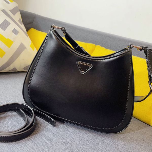 fashion designer shoulder bags handbag female messenger bag casual temperament pleated trend chain is delicate and smooth
fashion designer shoulder bags handbag female messenger bag casual temperament pleated trend chain is delicate and smooth
