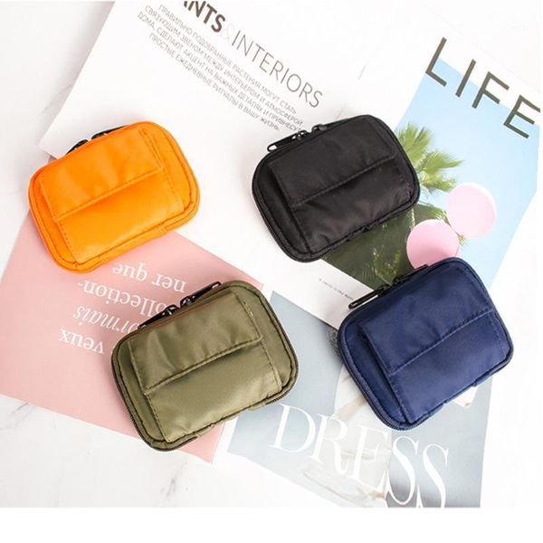 wallets -selling nylon fabric coin purse key case large-capacity card package data cable storage bag1, Red;black
wallets -selling nylon fabric coin purse key case large-capacity card package data cable storage bag1, Red;black