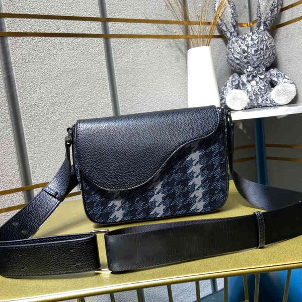 women luxurys designers bags 2021 man's leather fashion chain vintage saddle messenger high-quali designer handbag handbags totes cross
women luxurys designers bags 2021 man's leather fashion chain vintage saddle messenger high-quali designer handbag handbags totes cross