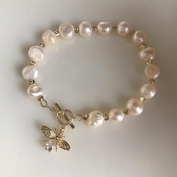 charm bracelets korean fashion jewelry handmade artificial pearl animal bracelet women accesorios pulseras mujer/pulseira/trending products, Golden;silver
charm bracelets korean fashion jewelry handmade artificial pearl animal bracelet women accesorios pulseras mujer/pulseira/trending products, Golden;silver
