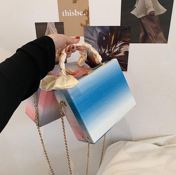 wholesale women shoulder bag elegant atmospheric gradient leather handbag small fresh crocodile chain bags street fashion scarf decoration w
wholesale women shoulder bag elegant atmospheric gradient leather handbag small fresh crocodile chain bags street fashion scarf decoration w