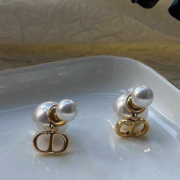 75% off outlet online two pearl earrings in front and back letters, Golden