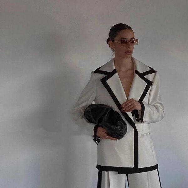 4.5 high end women's casual loose blazer or waist contrast color wide leg pants temperament set two piece, White
4.5 high end women's casual loose blazer or waist contrast color wide leg pants temperament set two piece, White