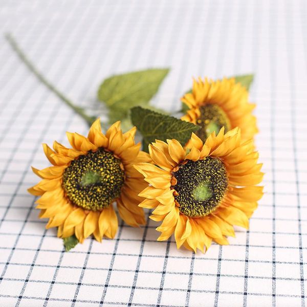 66cm length artificial flowers sun flower sunflower branch bouquet fake home banquet wedding christmas decoration decorative & wreaths
66cm length artificial flowers sun flower sunflower branch bouquet fake home banquet wedding christmas decoration decorative & wreaths